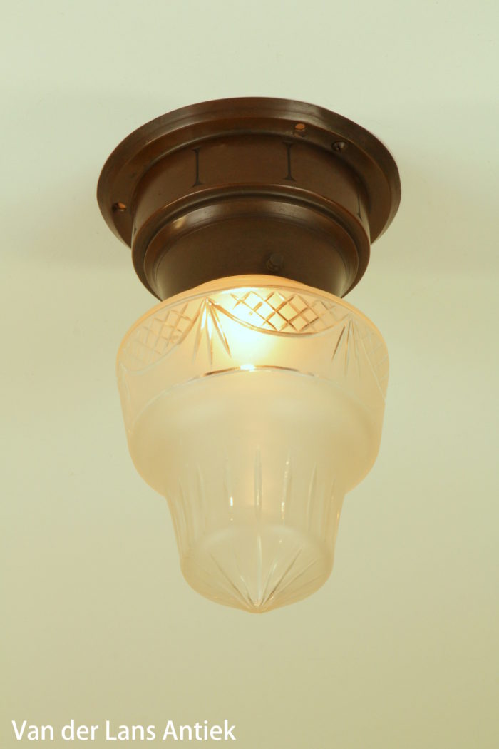 Klassische Deckenleuchte, Classic ceiling light, Klassieke plafondlamp