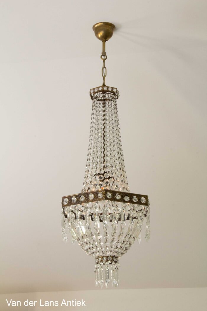 Korbluster, basket chandelier, zakkroonluchter, empire kroonluchter