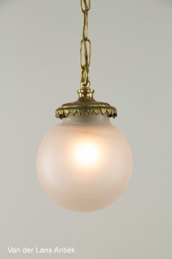 Klassieke hanglamp, classic hanging lamp, klassische Hangeleuchte