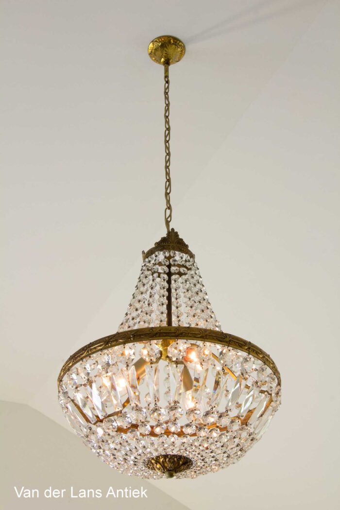 Korbluster, basket chandelier, zakkroonluchter, empire kroonluchter