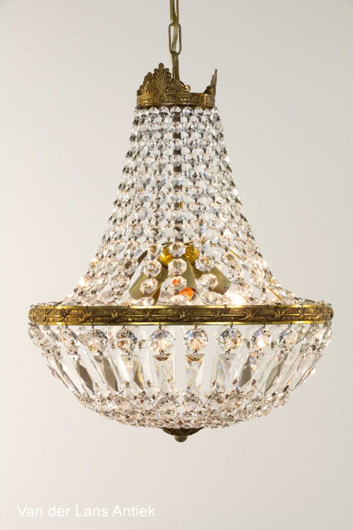 Korbluster, basket chandelier, zakkroonluchter, empire kroonluchter