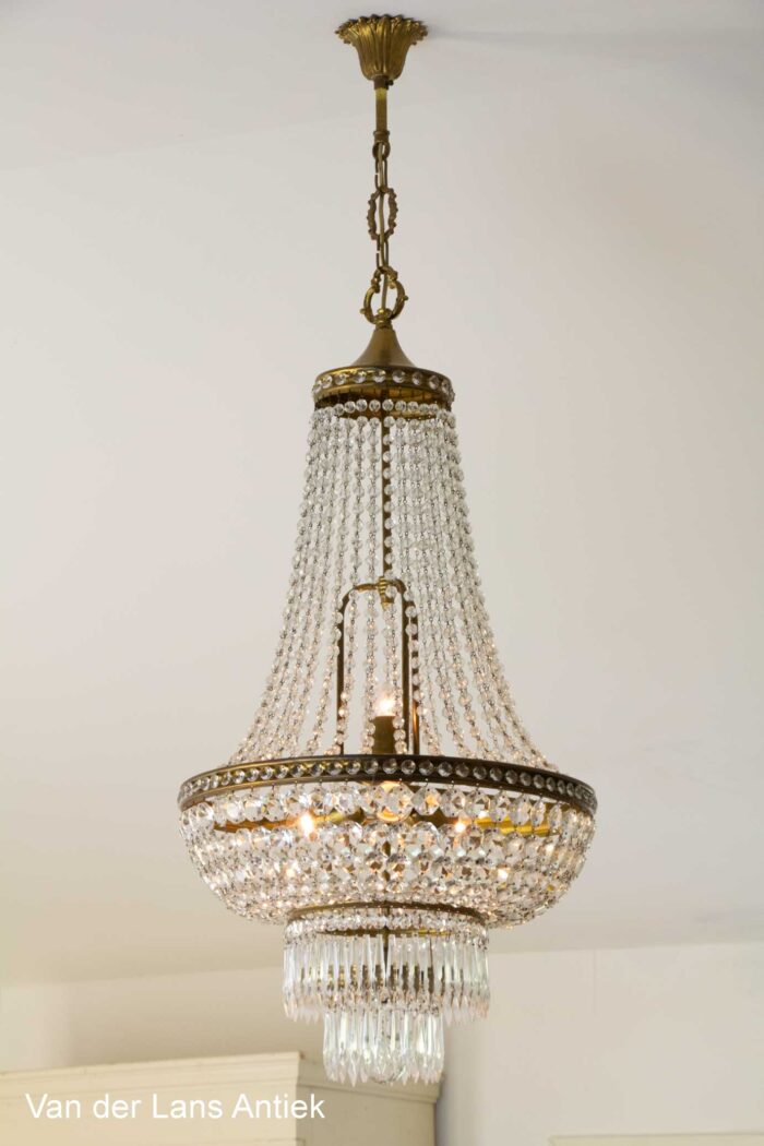 Korbluster, basket chandelier, zakkroonluchter, empire kroonluchter