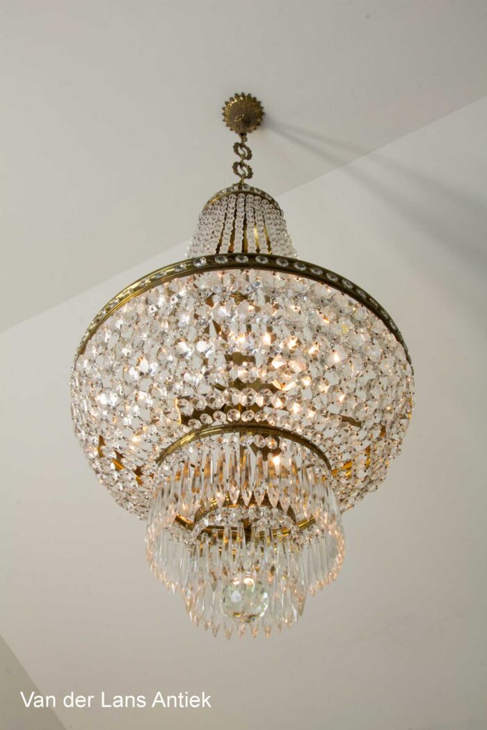 Korbluster, basket chandelier, zakkroonluchter, empire kroonluchter